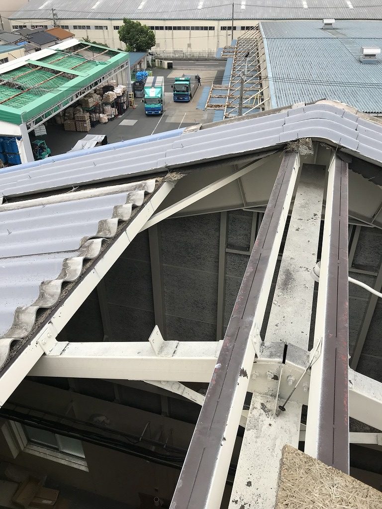 屋根工事　修理　大阪